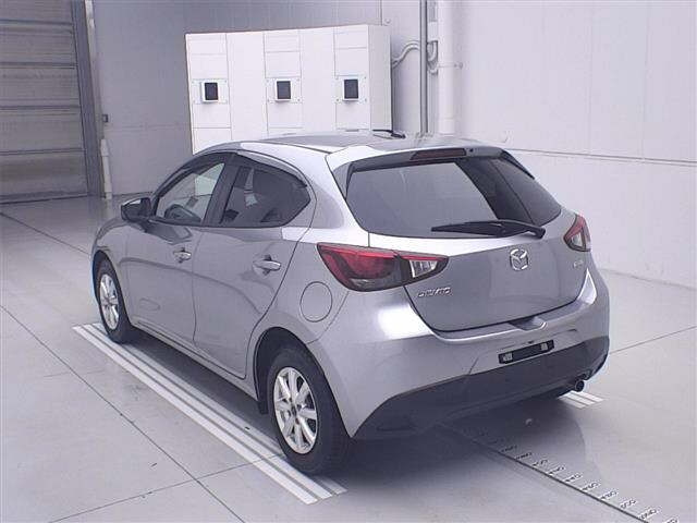 Mazda Demio 2015
