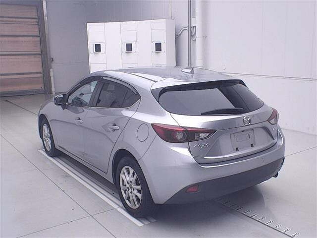 Mazda Axela 2015