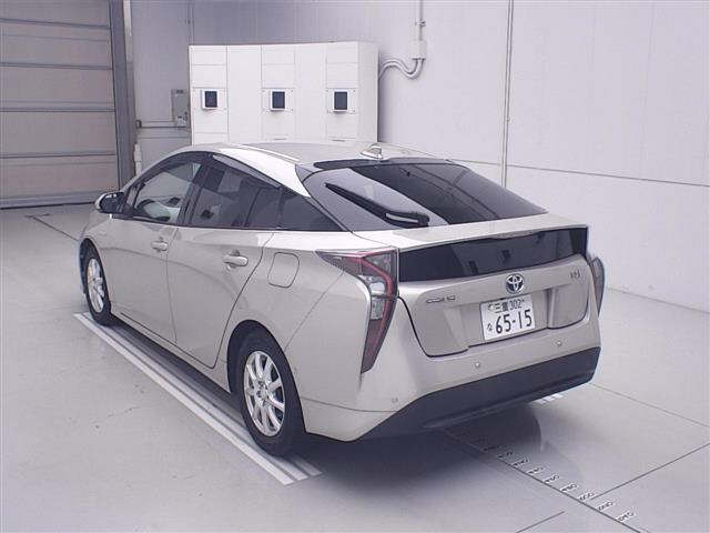 Toyota PRIUS+ 2017