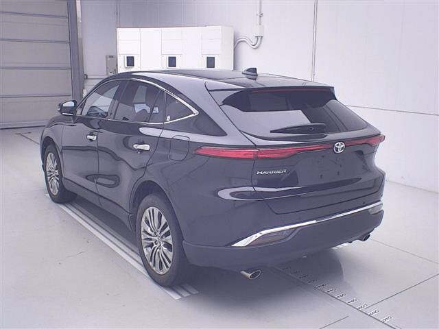 Toyota Harrier 2023