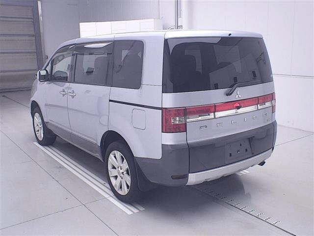 Mitsubishi Delica D:5 2015