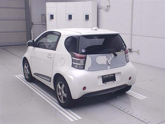 Toyota iQ 2012