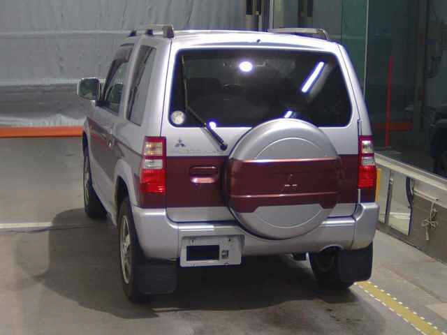 Mitsubishi Pajero Mini 2011