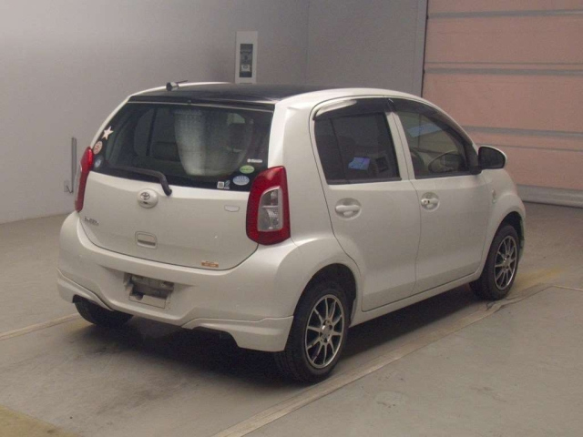 Toyota Passo 2014