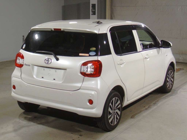 Toyota Passo 2020