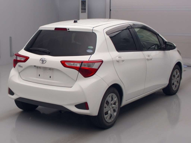 Toyota Vitz 2017