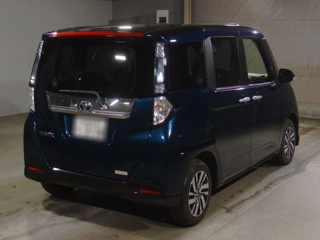 Toyota Tank 2018