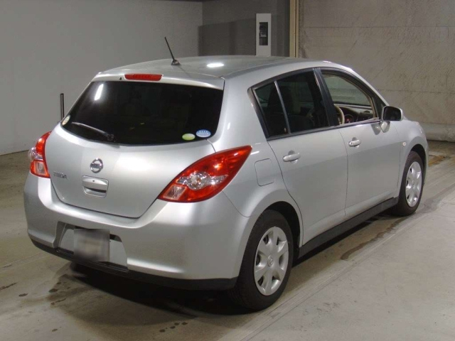 Nissan Tiida 2009