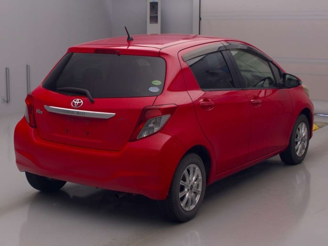 Toyota Vitz 2012