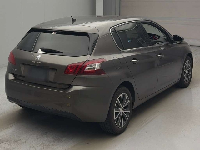 Peugeot 308 2016