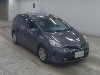 Toyota Prius Alpha 2016